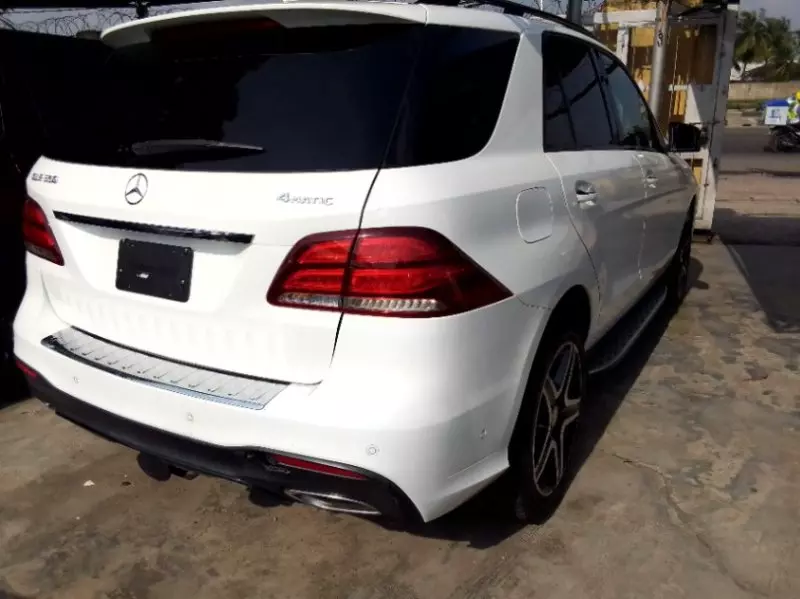 Mercedes-Benz GLE 350 - 2020