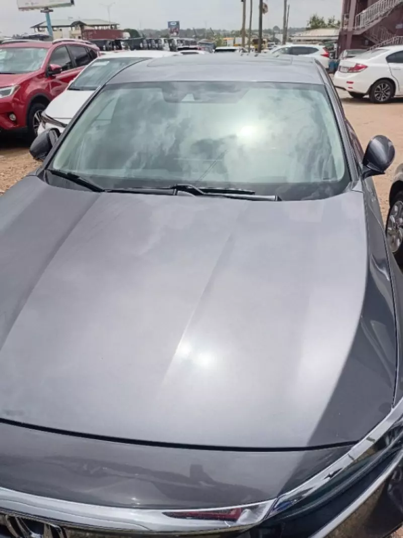 Honda Accord   - 2020