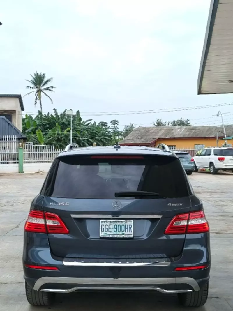 Mercedes-Benz ML 350   - 2012