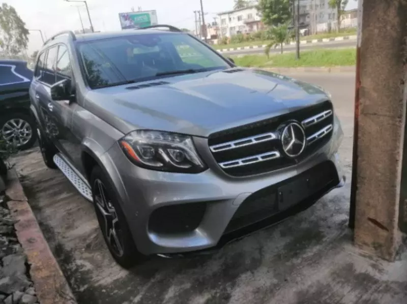 Mercedes-Benz GLS 550   - 2017