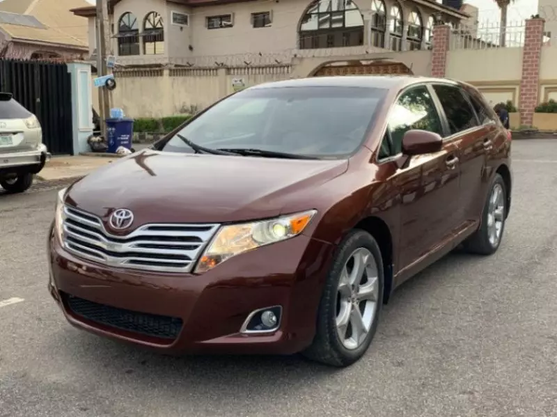 Toyota Venza   - 2010