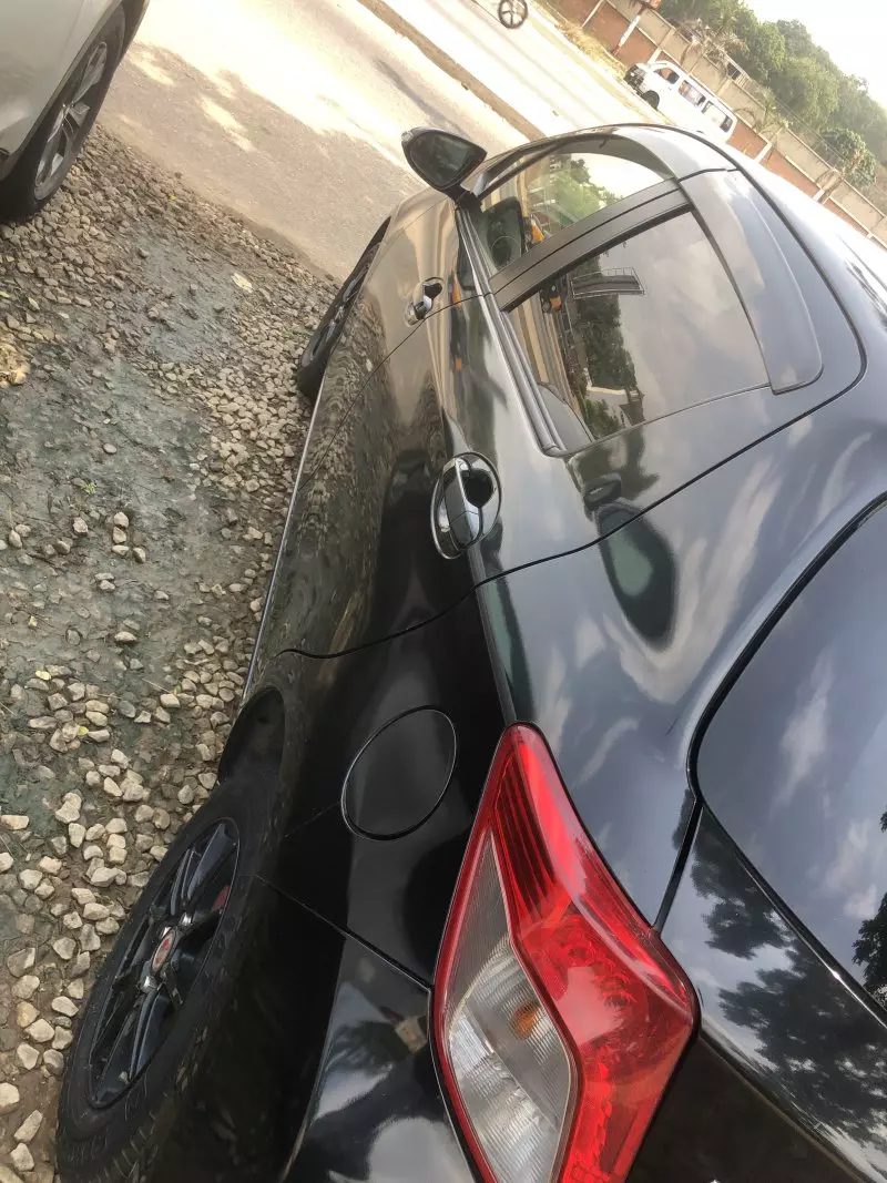 Toyota Vitz   - 2012