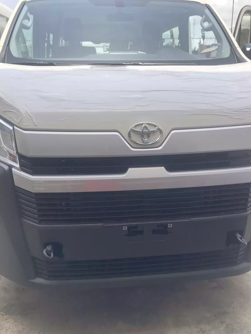 Toyota Hiace   - 2024
