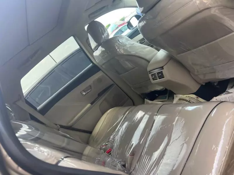Toyota Venza   - 2012