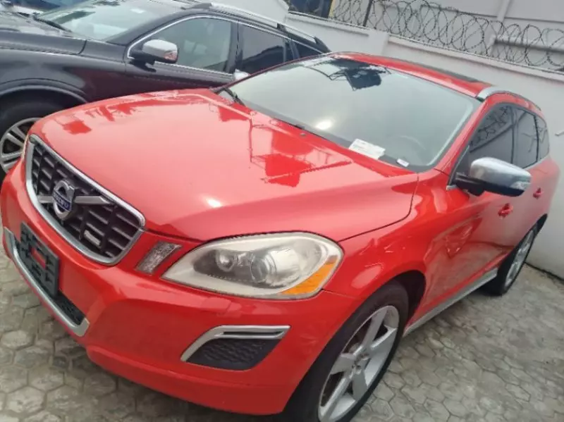 Volvo XC60   - 2012