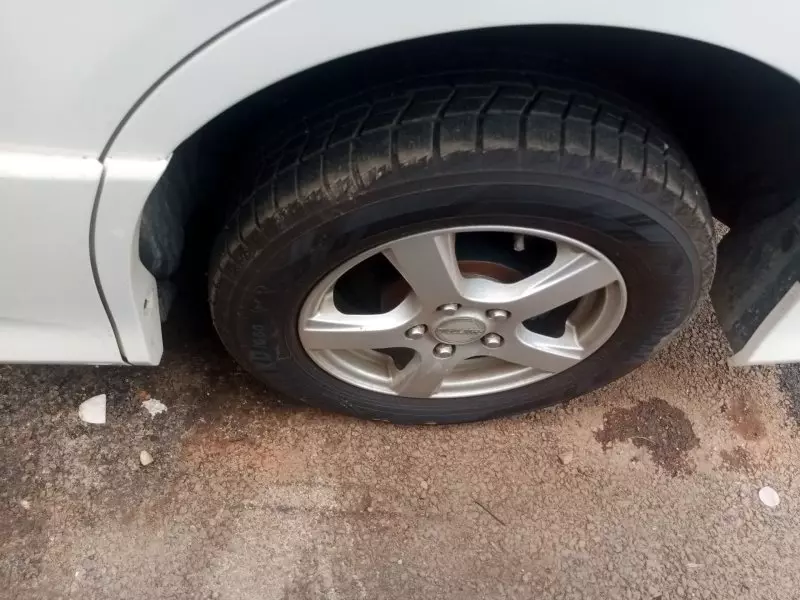 Toyota Noah   - 2015