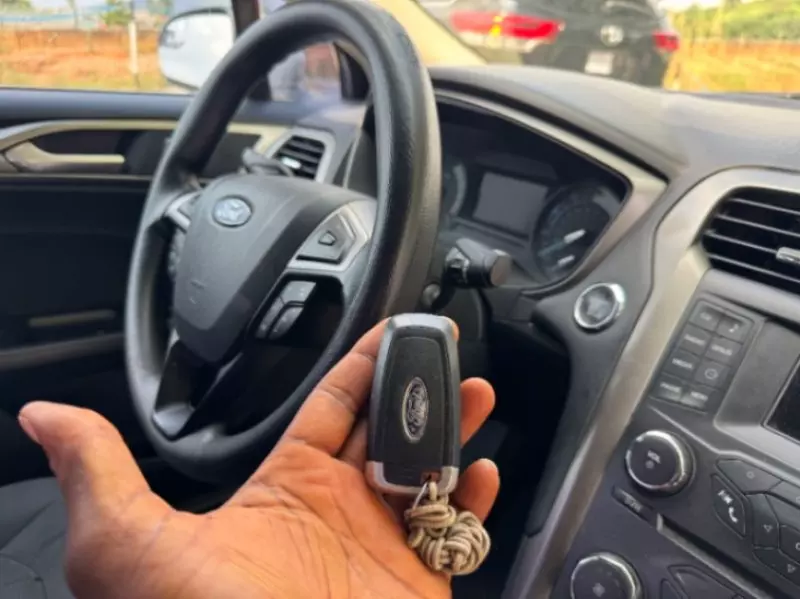 Ford Fusion   - 2017