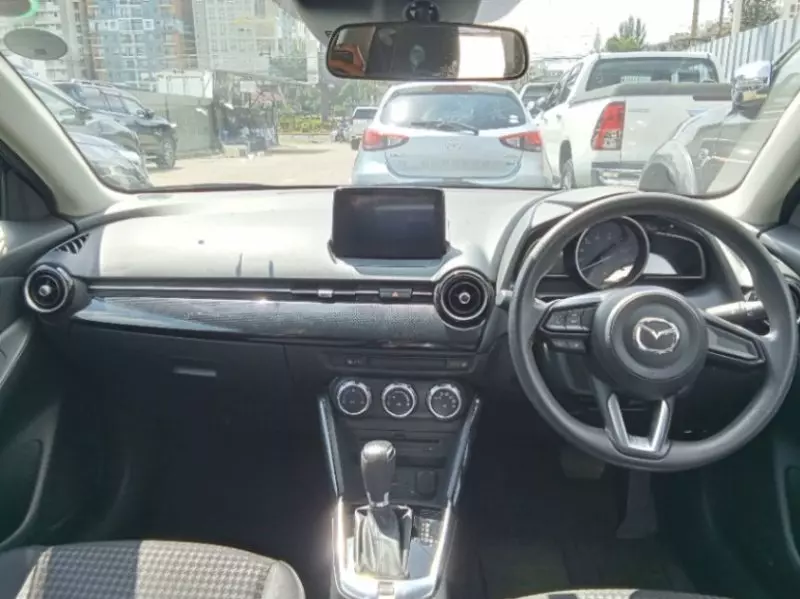 Mazda Demio   - 2017