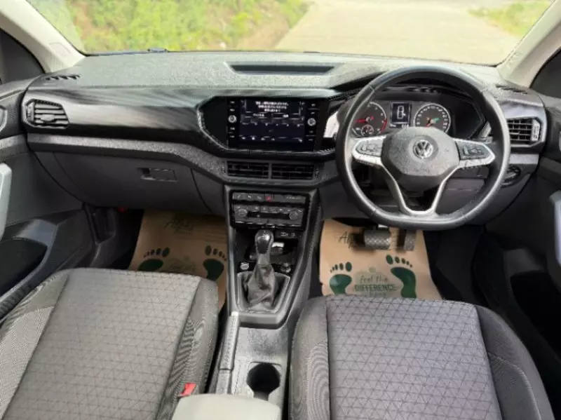 Volkswagen T-Cross   - 2020