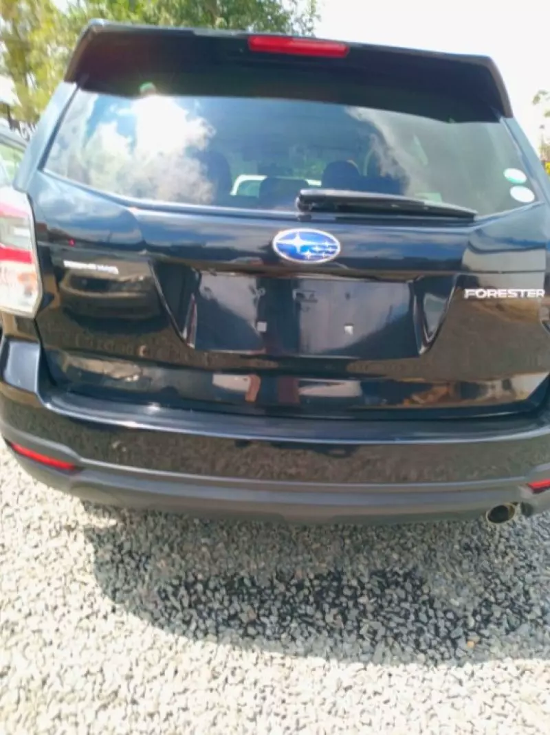 Subaru Forester   - 2017
