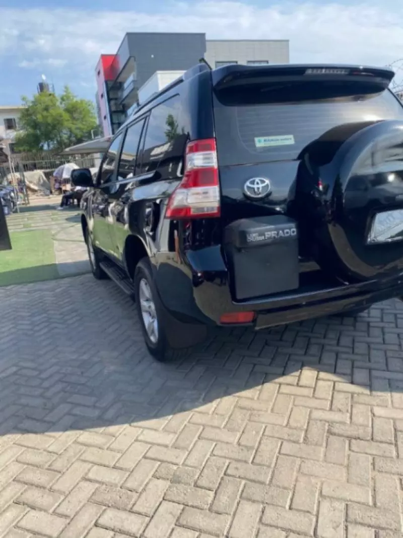 Toyota Landcruiser Prado   - 2015