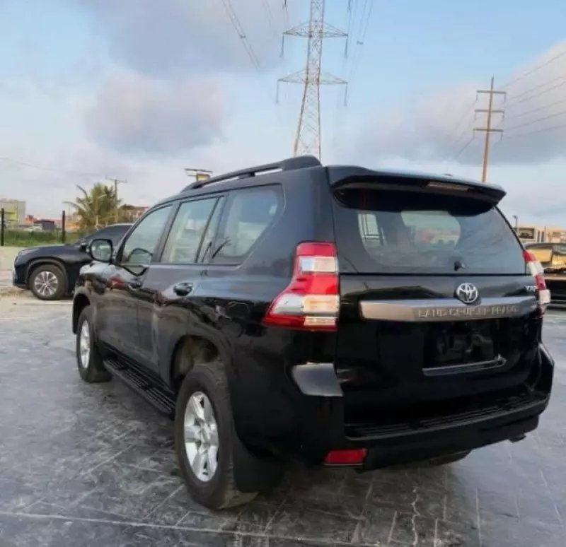 Toyota Land Cruiser Prado   - 2014