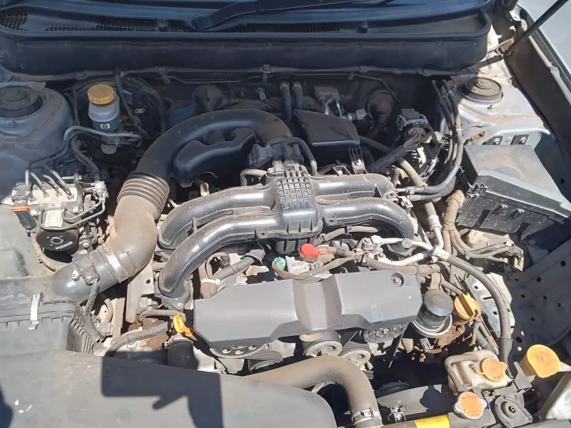 Subaru Legacy   - 2014