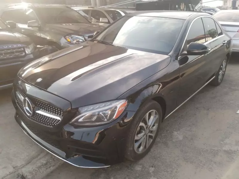 Mercedes-Benz C 300   - 2016