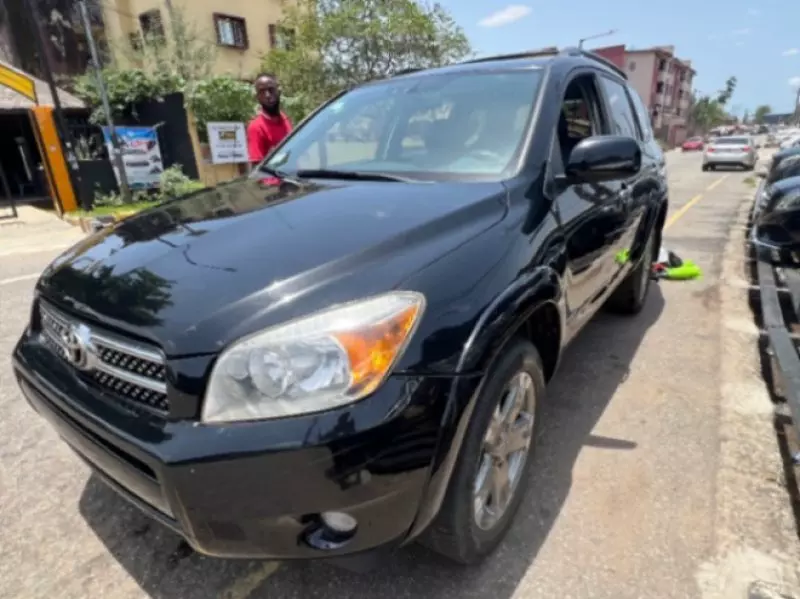 Toyota RAV4   - 2008