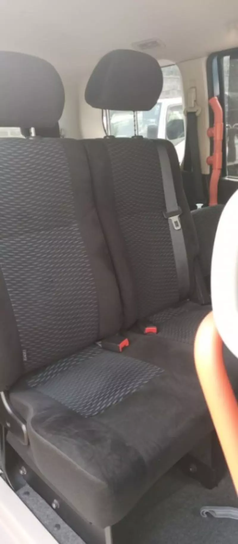 Nissan Serena   - 2018
