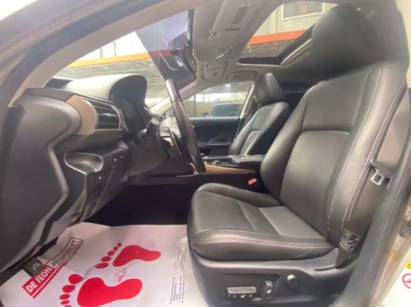 Lexus IS 250   - 2015