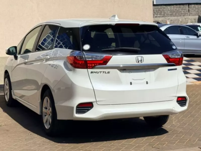 Honda Fit shuttle