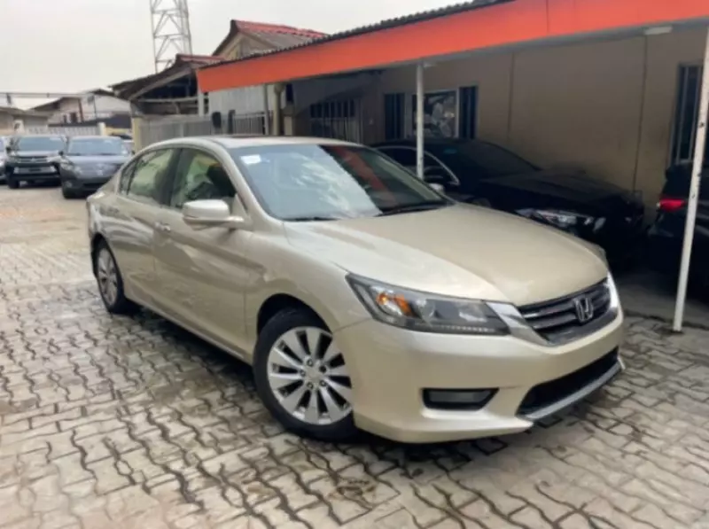 Honda Accord   - 2014