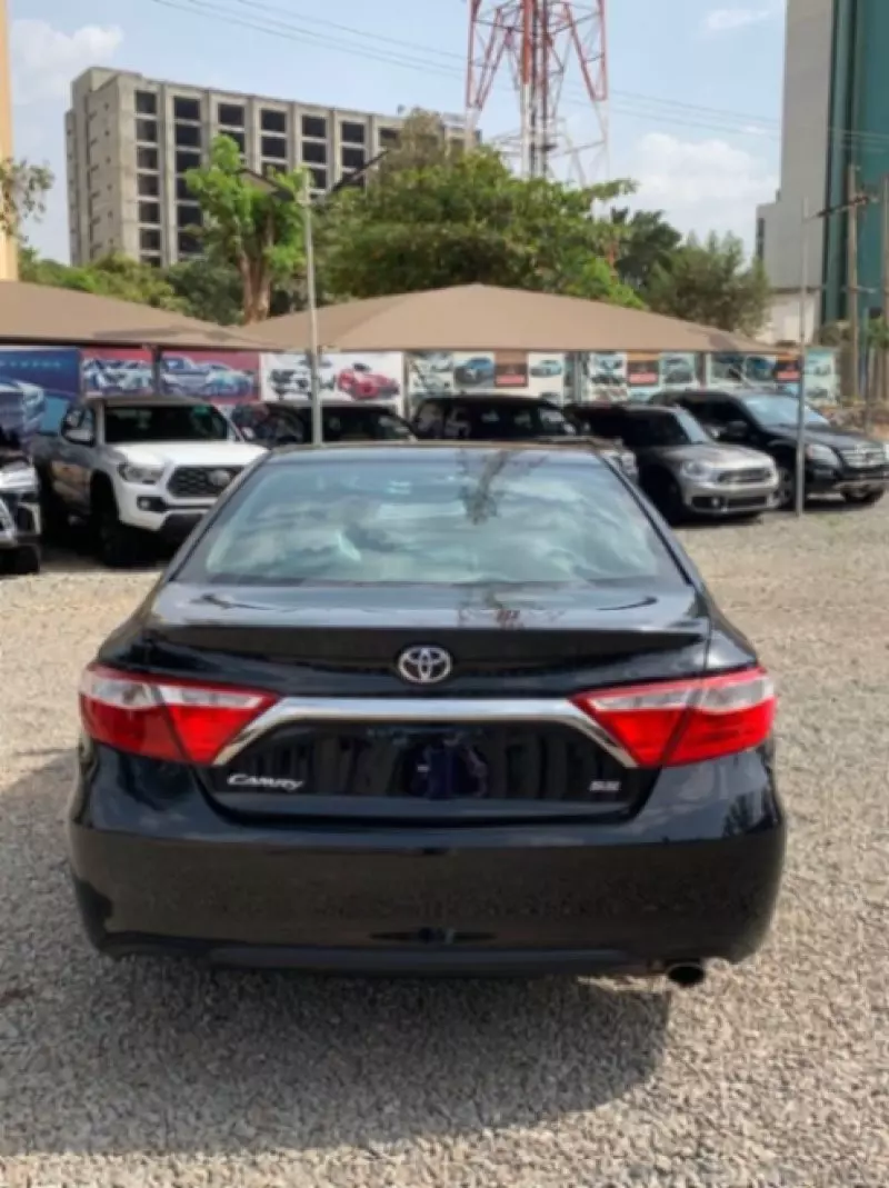 Toyota Camry   - 2017