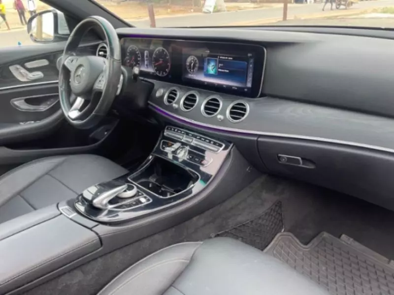 Mercedes-Benz E 400   - 2017