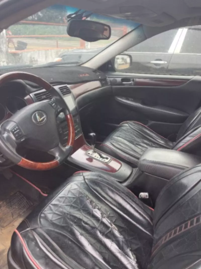 Lexus ES 330   - 2004