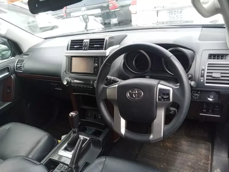 Toyota Landcruiser Prado   - 2016