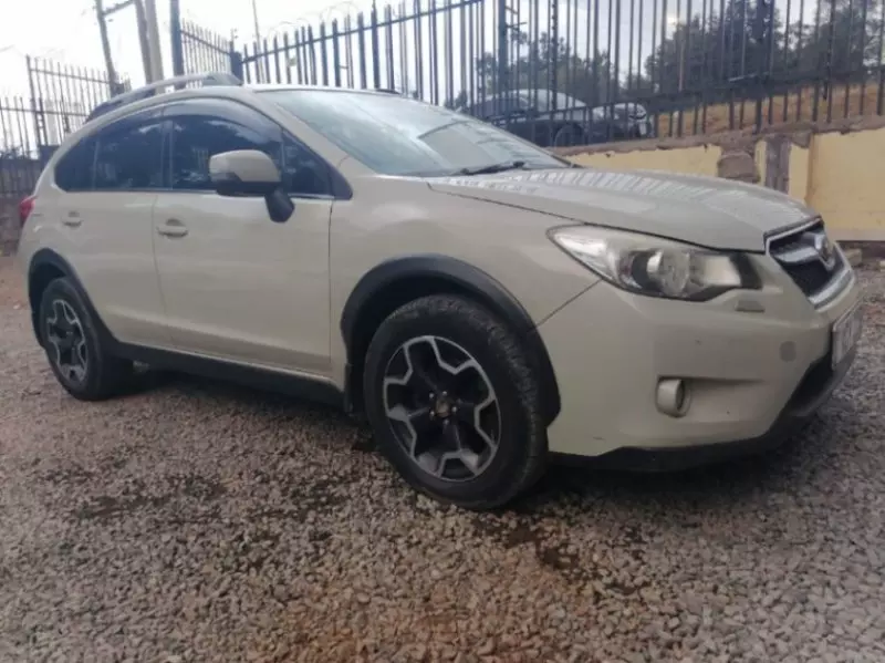 Subaru Outback   - 2012