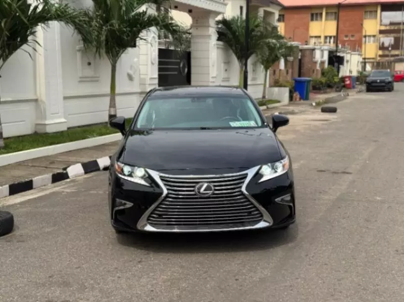 Lexus ES 350   - 2014