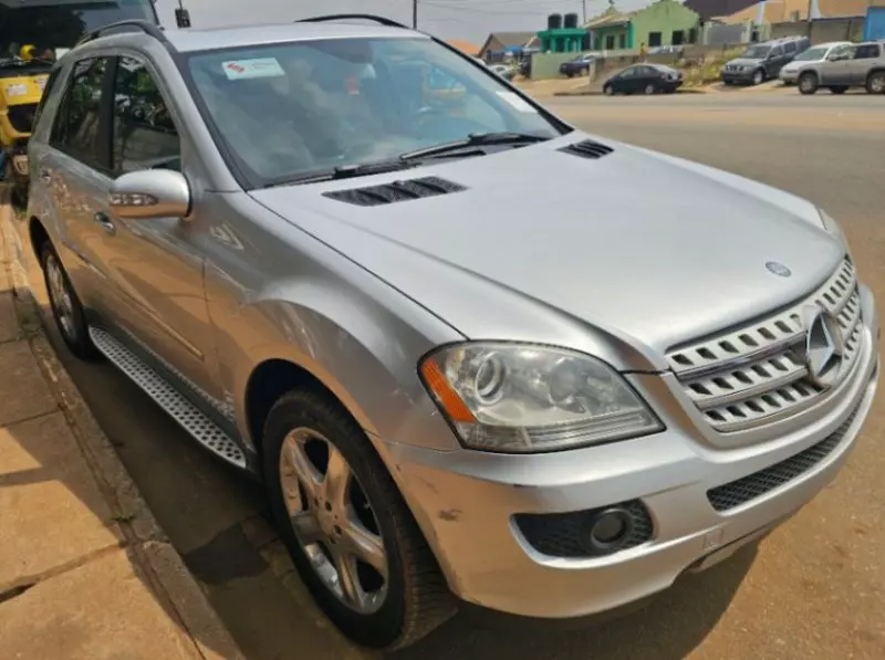 Mercedes-Benz ML 350