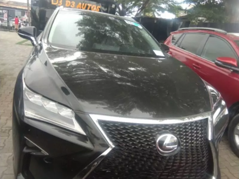 Lexus RX   - 2018