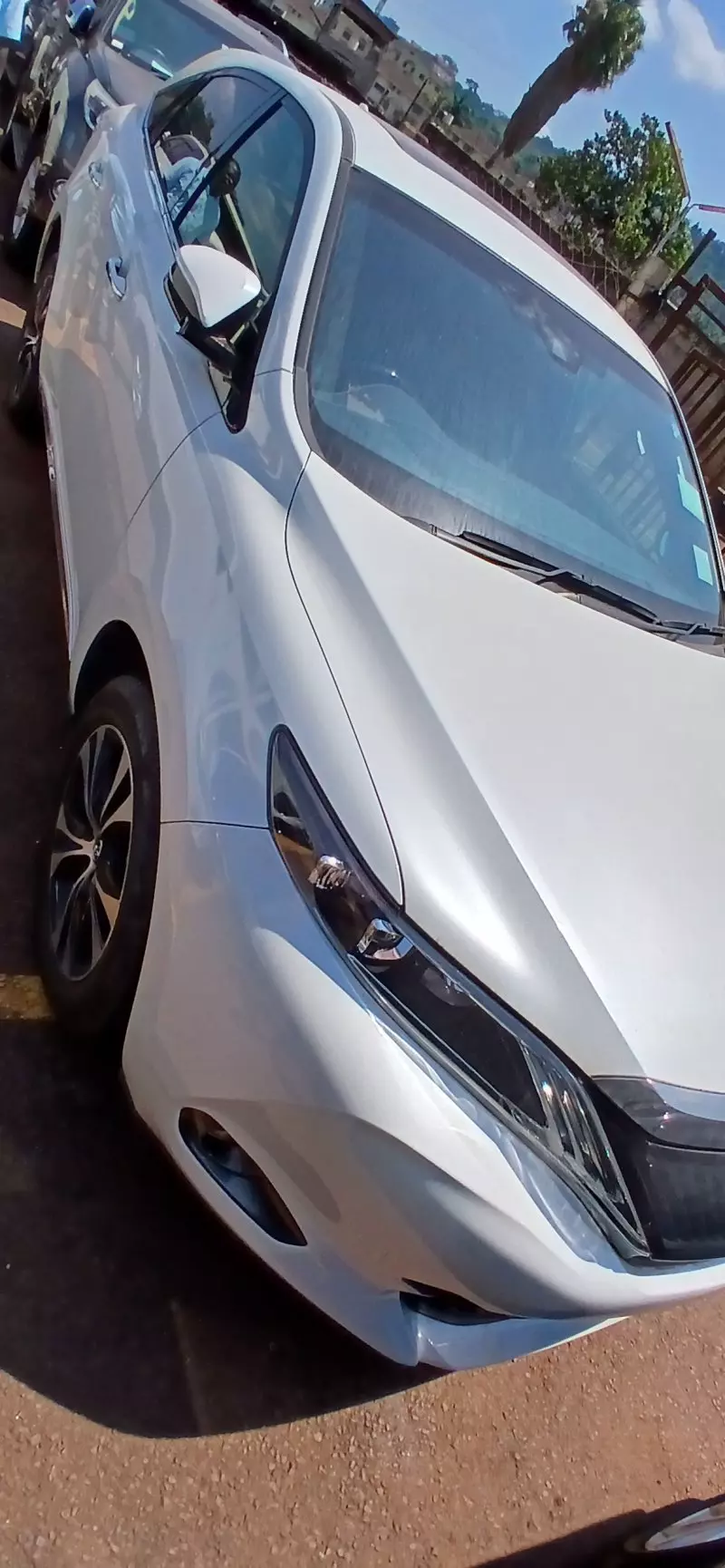 Toyota Harrier   - 2015