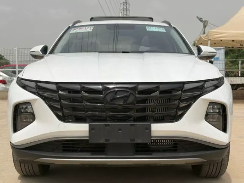 Hyundai Tucson   - 2021