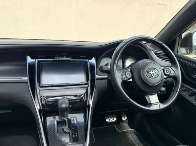 Toyota Harrier GR   - 2018