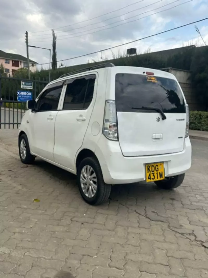 SUZUKI Wagon R   - 2015