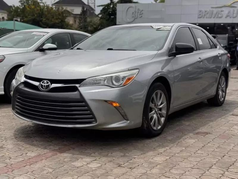 Toyota Camry   - 2015