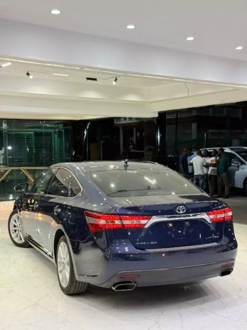 Toyota Avalon