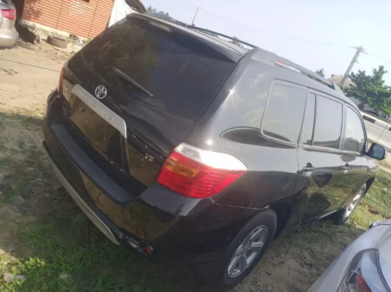 Toyota Highlander   - 2008