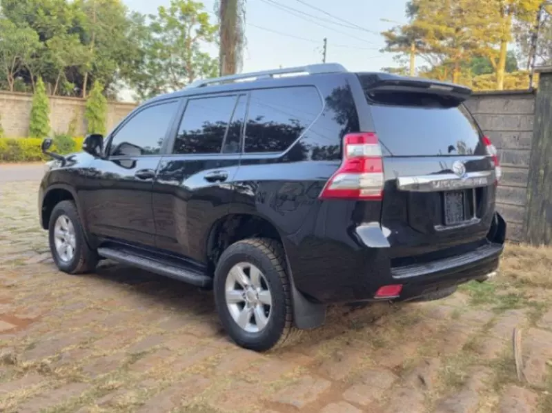 Toyota Landcruiser Prado