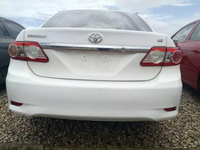 Toyota Corolla   - 2012