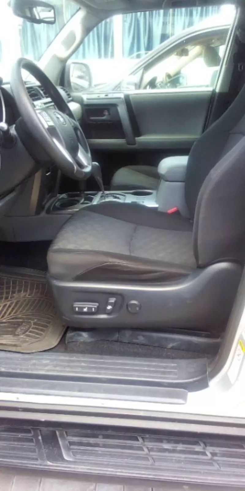 Toyota 4-Runner   - 2013