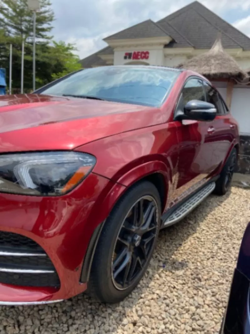 Mercedes-Benz GLE 53 AMG   - 2021