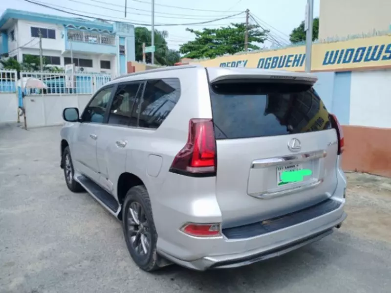 Lexus GX 460   - 2014
