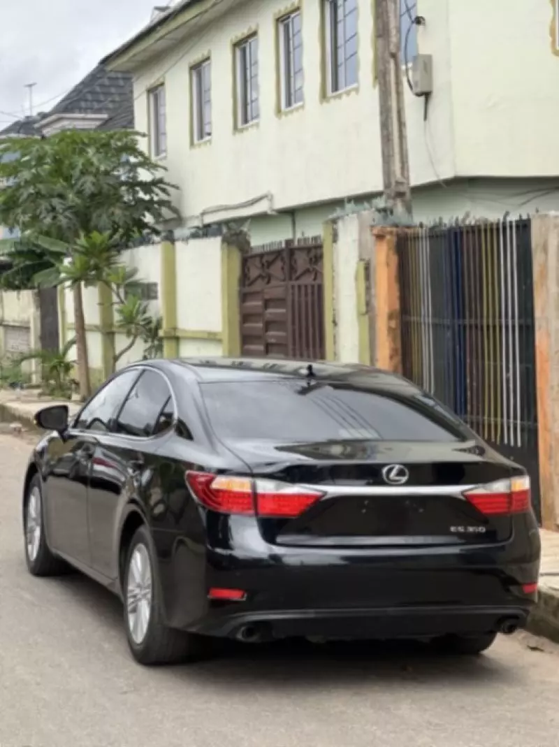 Lexus ES 350   - 2014