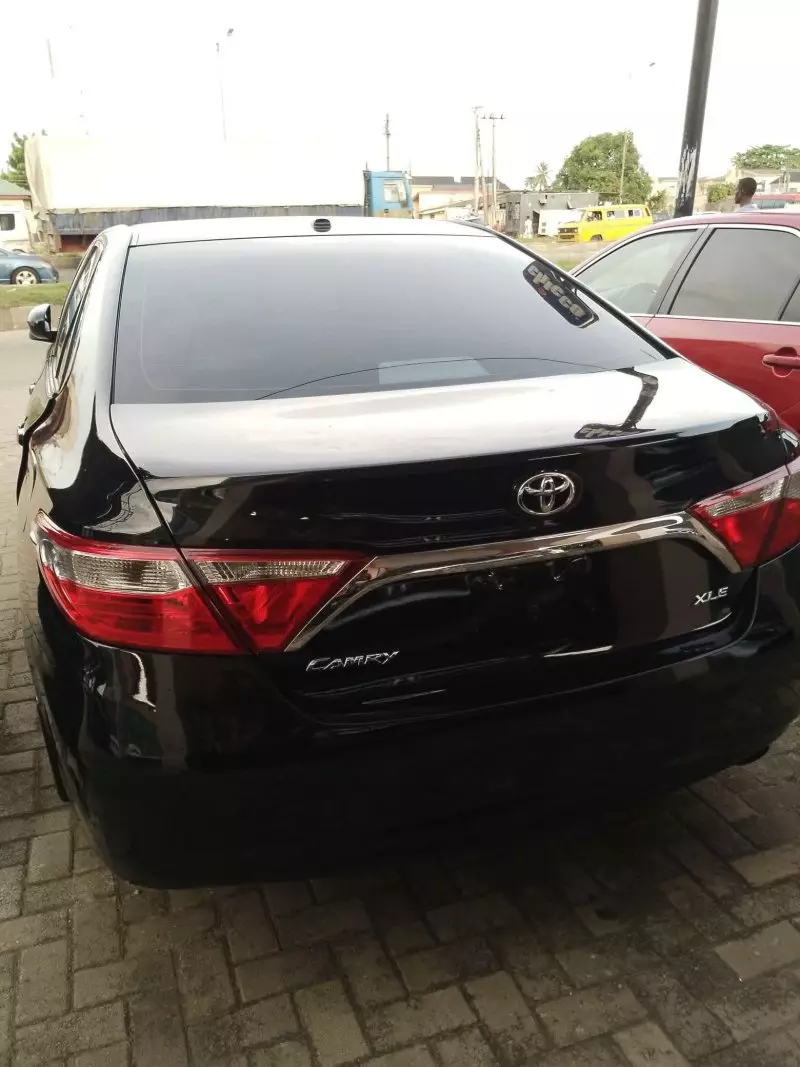 Toyota Camry   - 2017