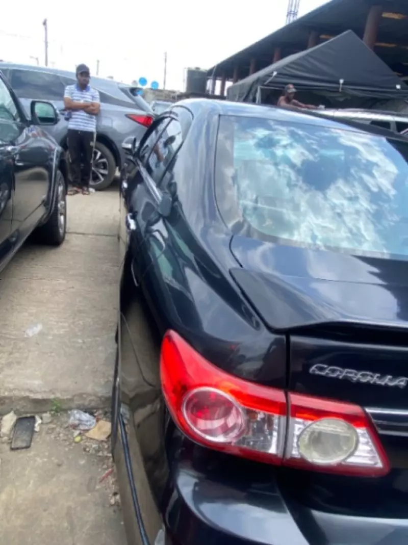 Toyota Corolla Sport   - 2012