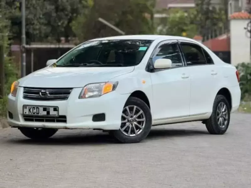 Toyota Axio    - 2008