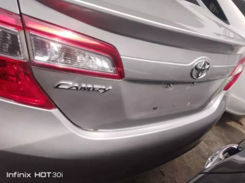 Toyota Camry   - 2013