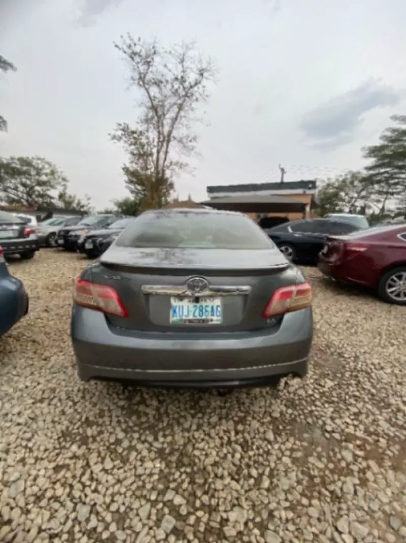 Toyota Camry   - 2008