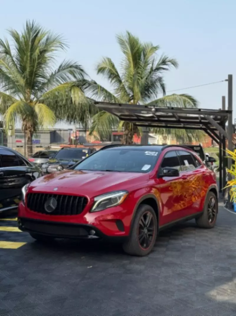 Mercedes-Benz CLA 250   - 2015